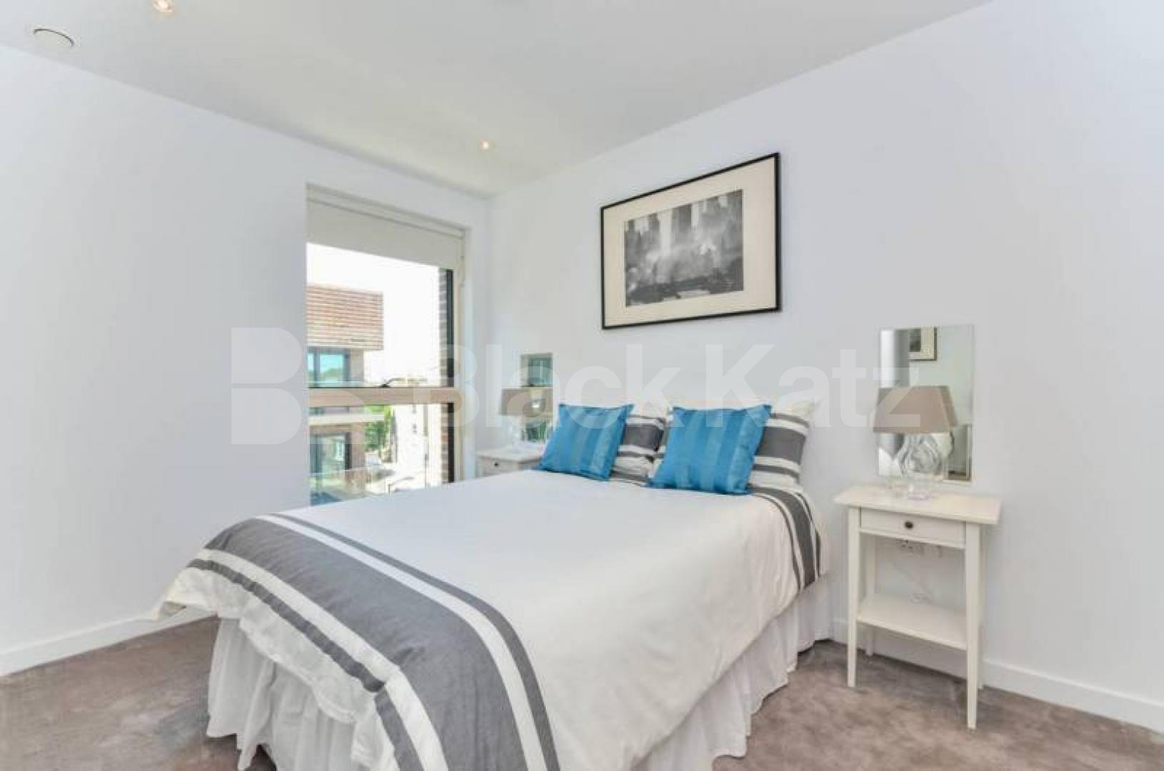 			NEW INSTRUCTION, 2 Bedroom, 1 bath, 1 reception Apartment			 Tyler Court. New Paragon Walk, Elephant and Castle